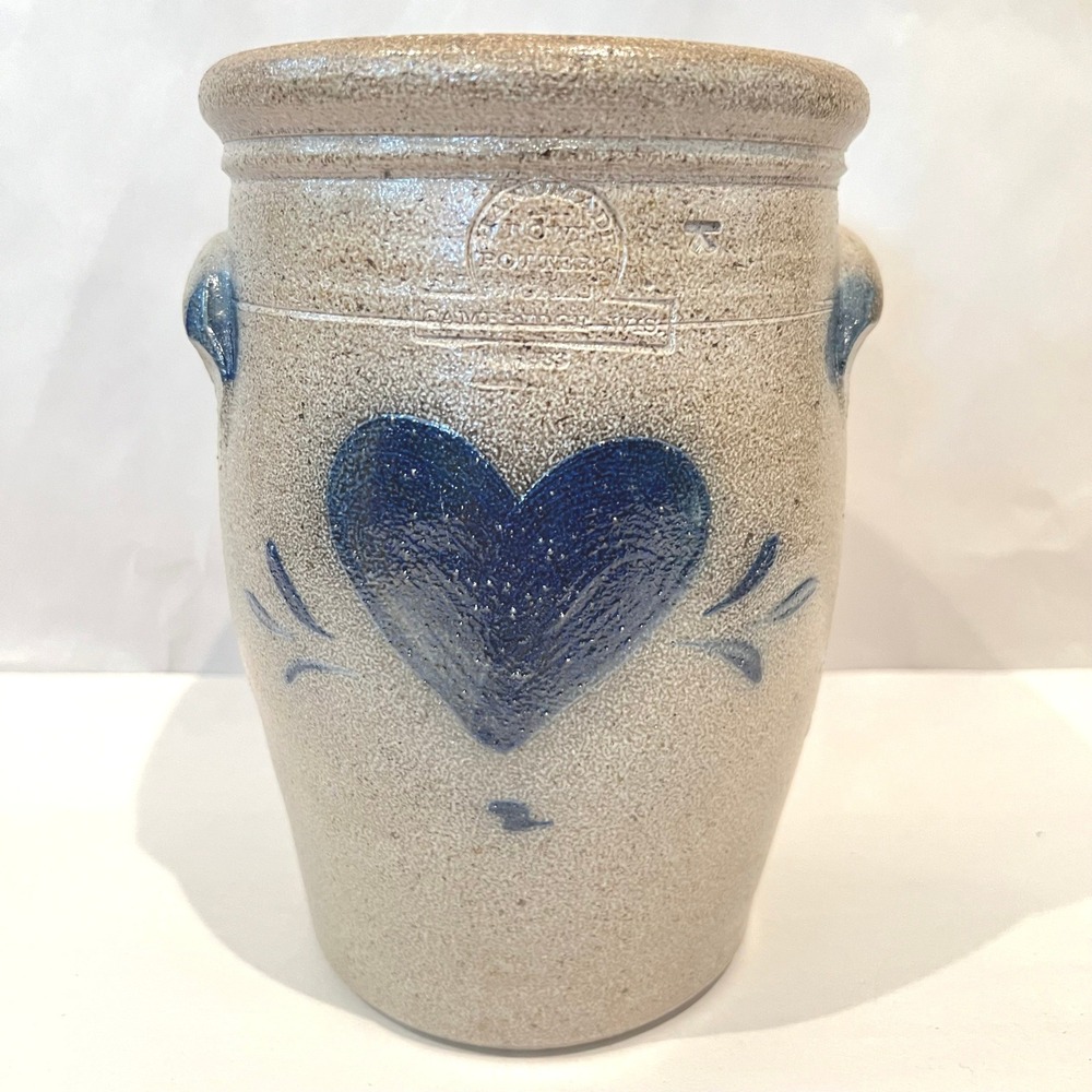 Rare HTF Rowe Pottery Works 1983 Salt Glaze Crock Heart Motif Lug Handles